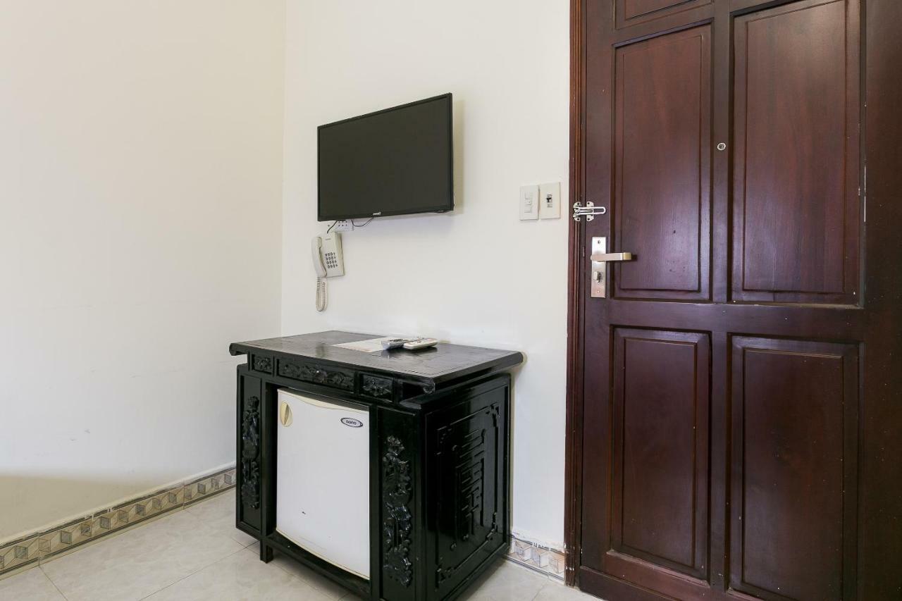 Oyo 117 Gina Hotel Đà Nẵng Kültér fotó