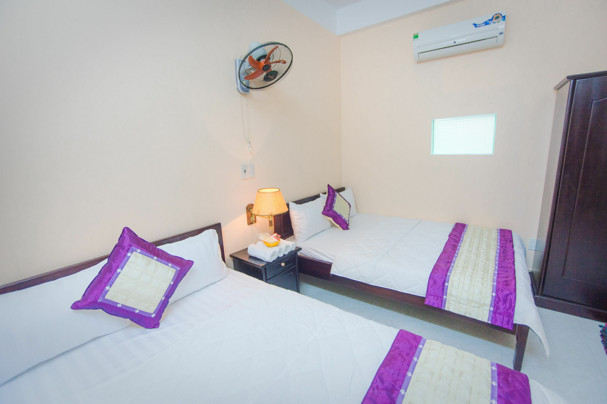 Oyo 117 Gina Hotel Đà Nẵng Kültér fotó